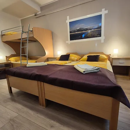 Furman - Self Check-in 3* Rakek