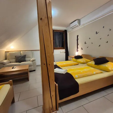 Pensjonat Furman - Self Check-in Rakek