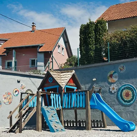 Furman - Self Check-in 3* Rakek