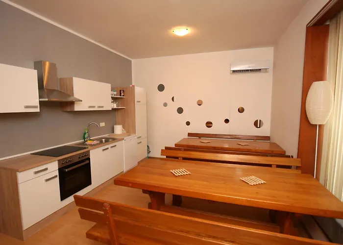 Furman - Self Check-in Guest house Rakek