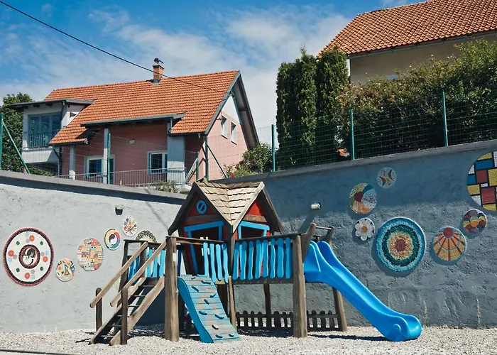 Furman - Self Check-in 3* Rakek