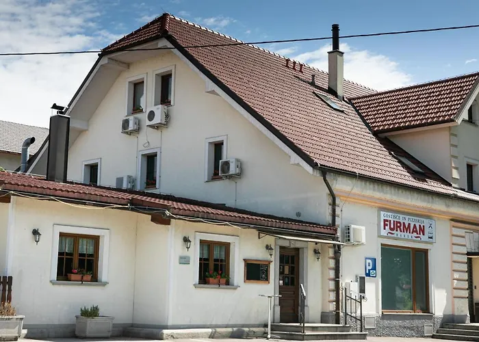 Furman - Self Check-in Guest house